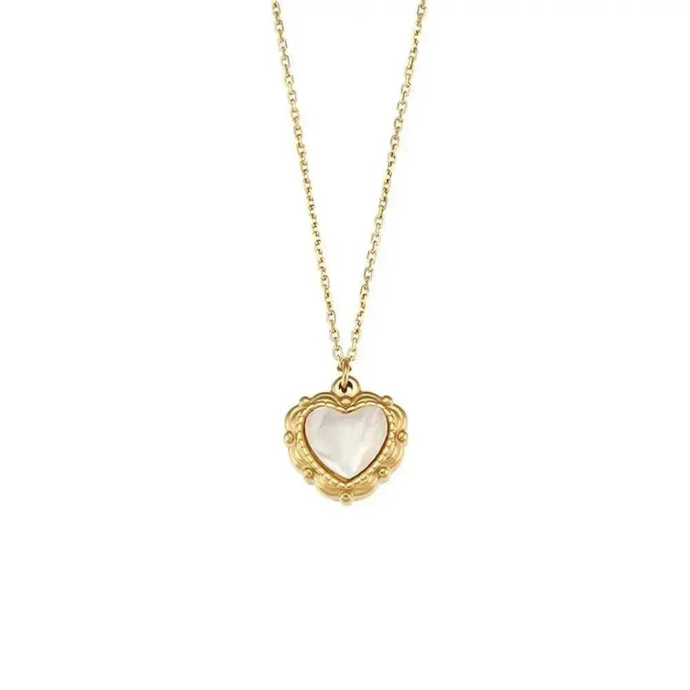 18K Gold-Plated Vintage Shell Love Pendant Necklace