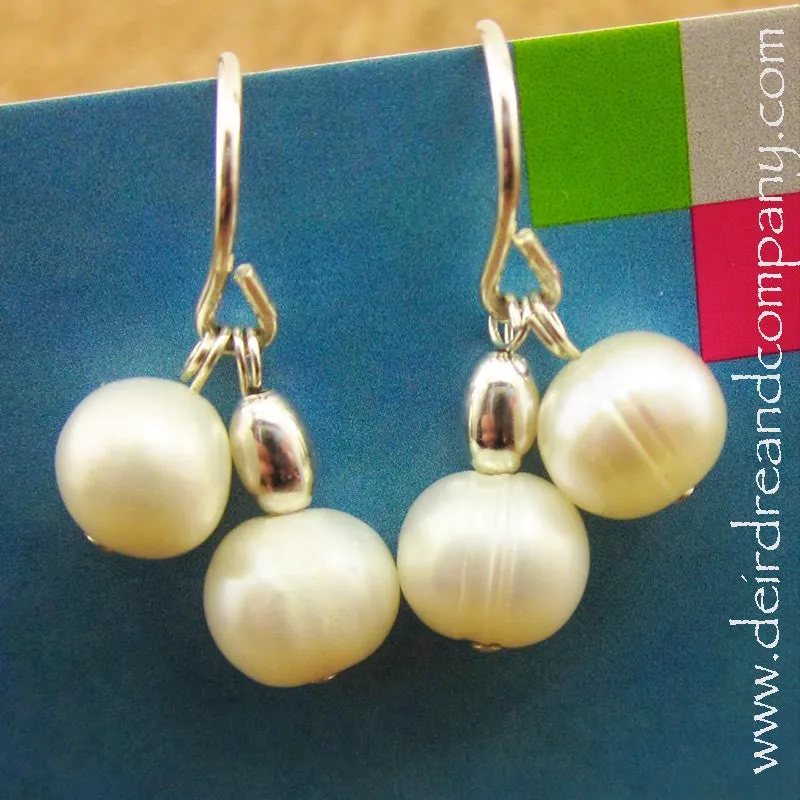 Big Pearl Too Earrings ~ White