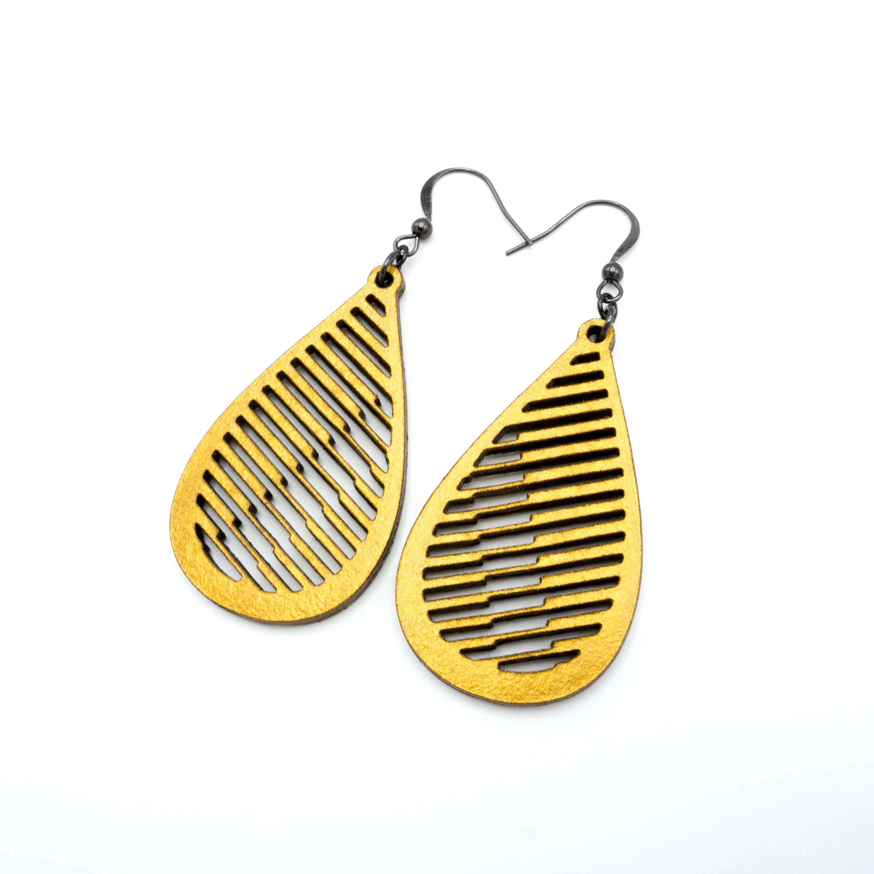 Drop 06 [S] // Leather Earrings - Gold