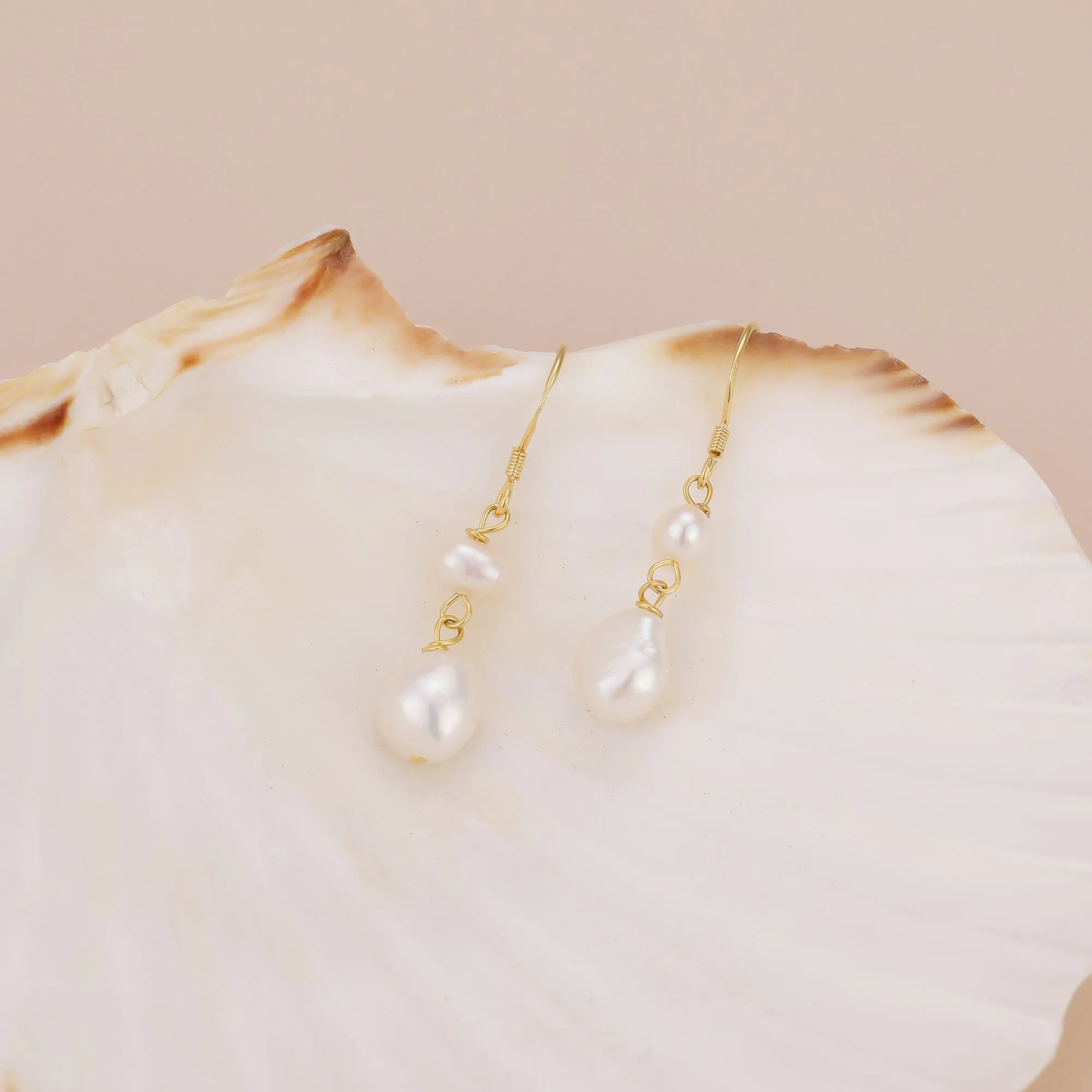 E180 freshwater pearl drop dangle earrings