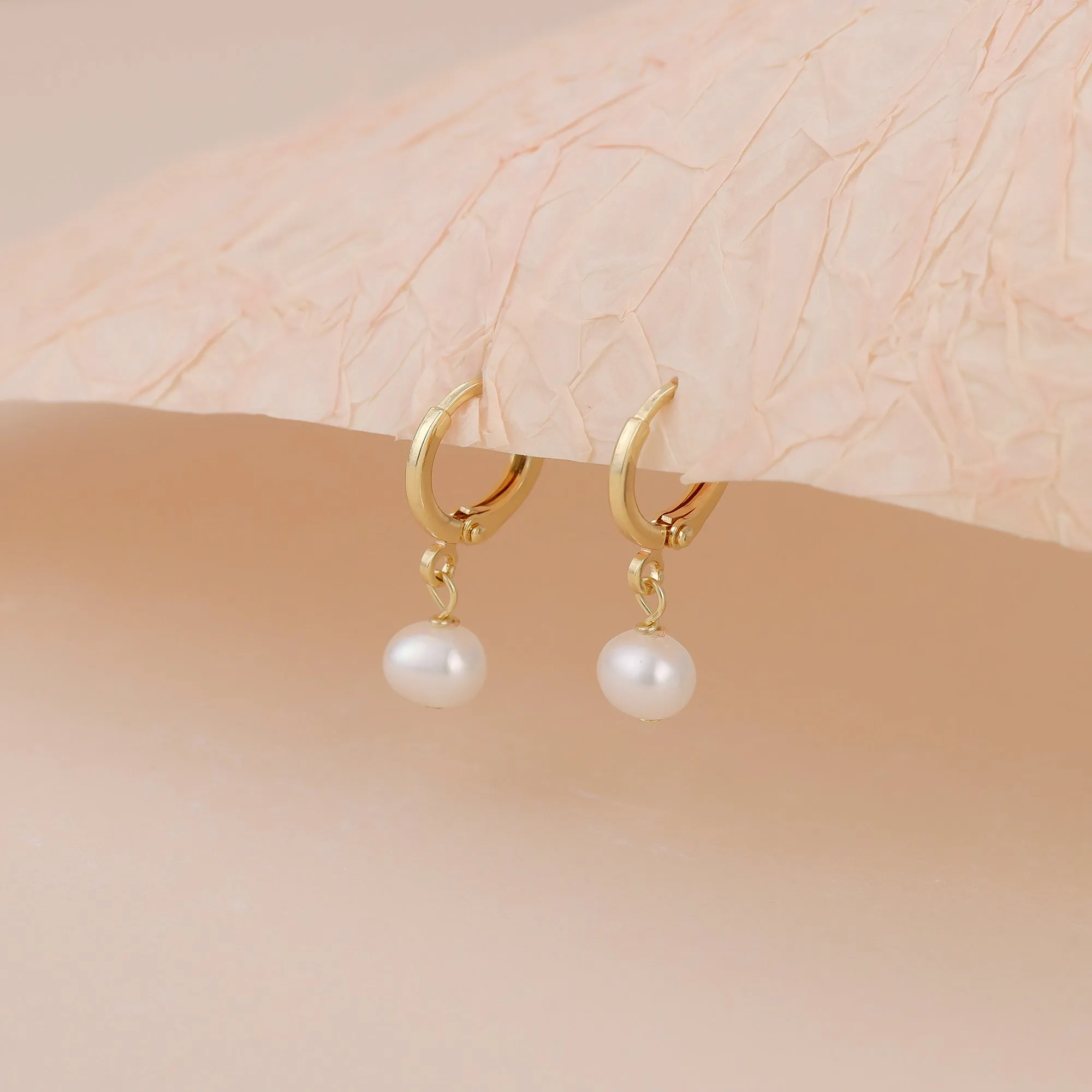E185 freshwater pearl hoop drop huggie earrings