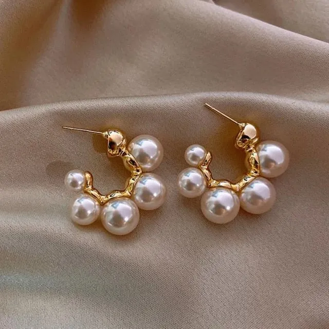 Elegant Plant-Inspired Drop Earrings