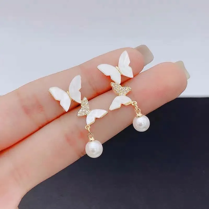 Elegant Plant-Inspired Drop Earrings