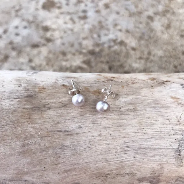 Fresh Water Pearl Stud Earrings