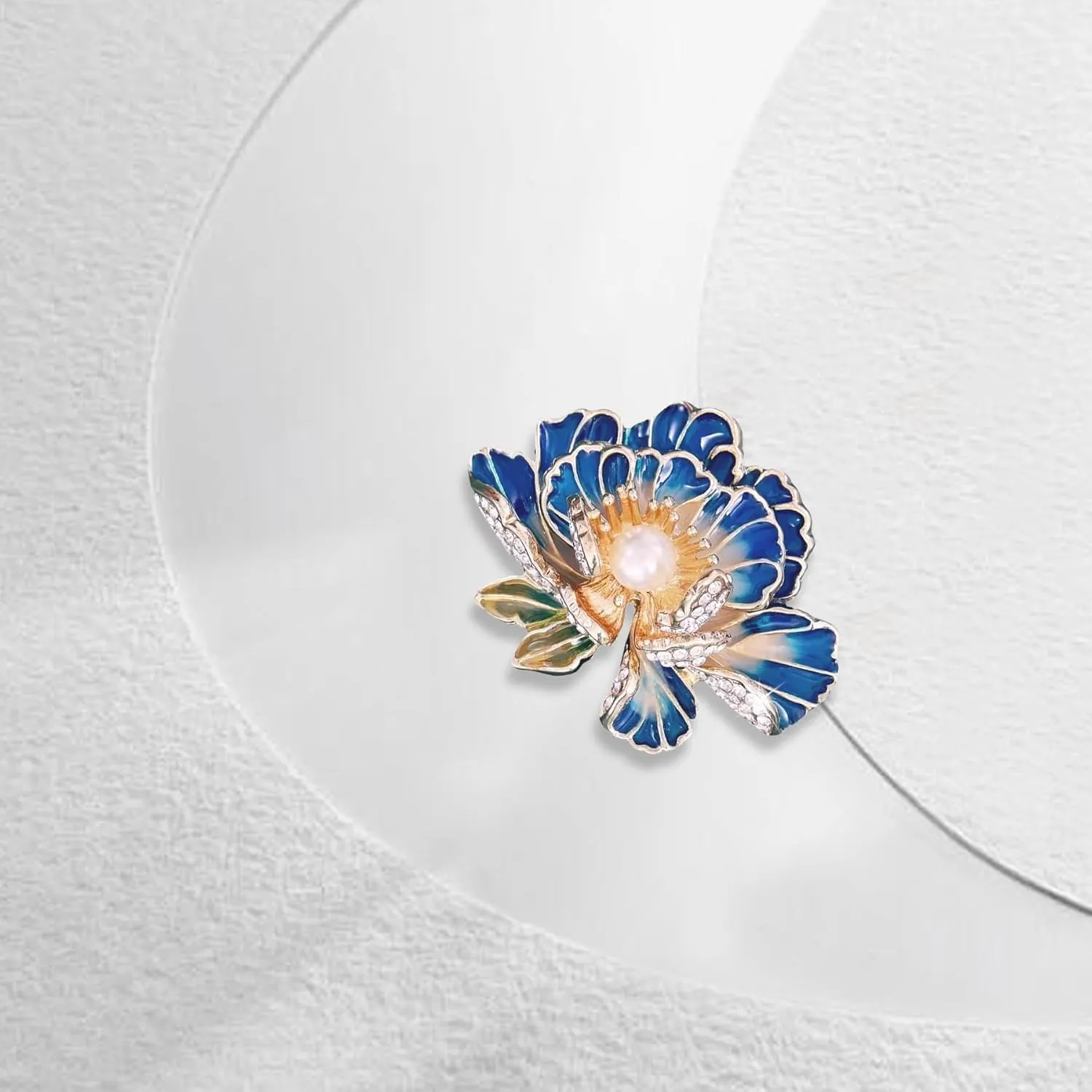 Gold Crystal Flower Leaf Brooches for Womne Elegant Enamel Rhinestone Pearl Floral Brooch Pins Fashion Jewelry Brooch pin Accessories for Women Men Gift