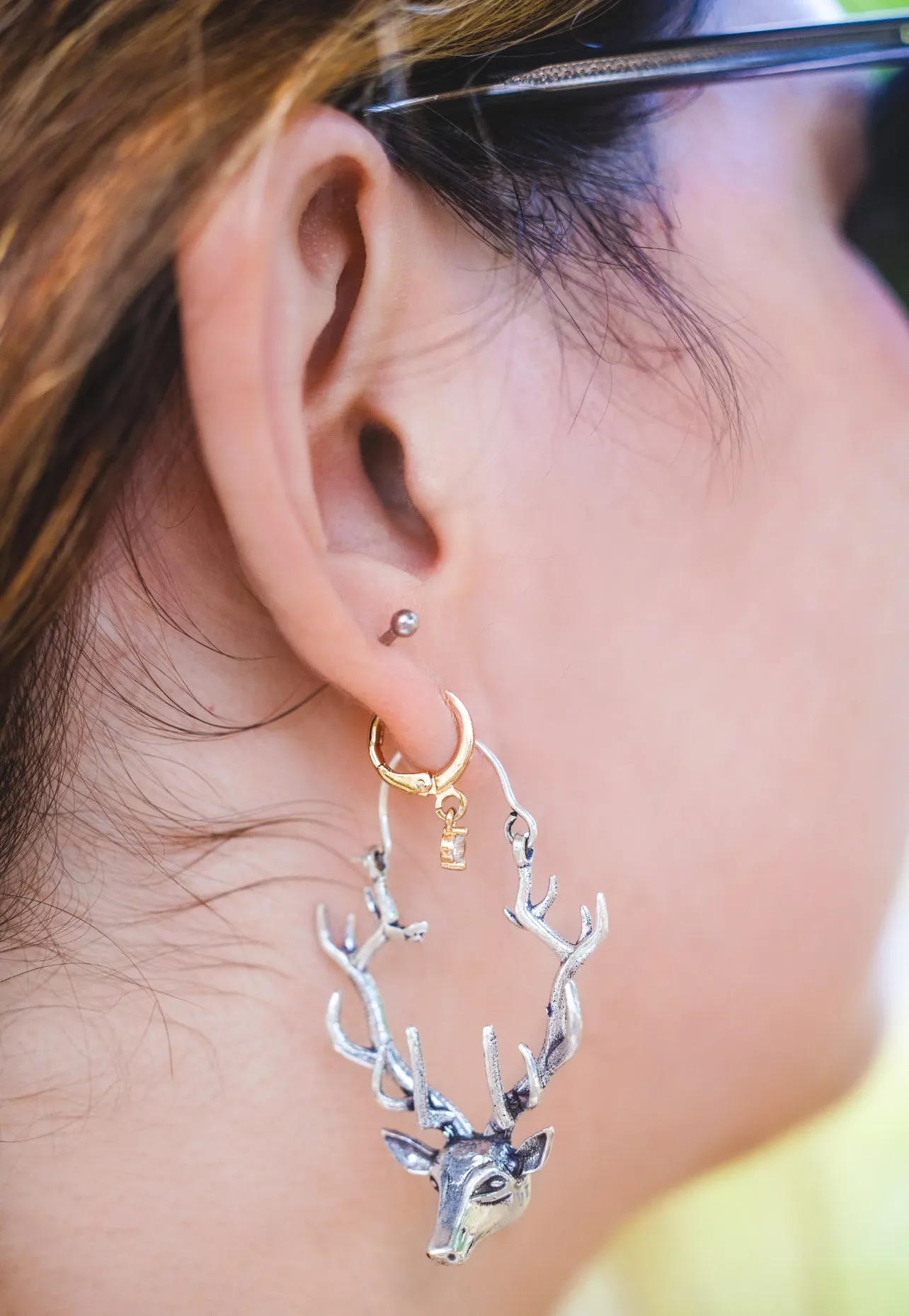 GOLD DEERS ANTLERS HOOPS