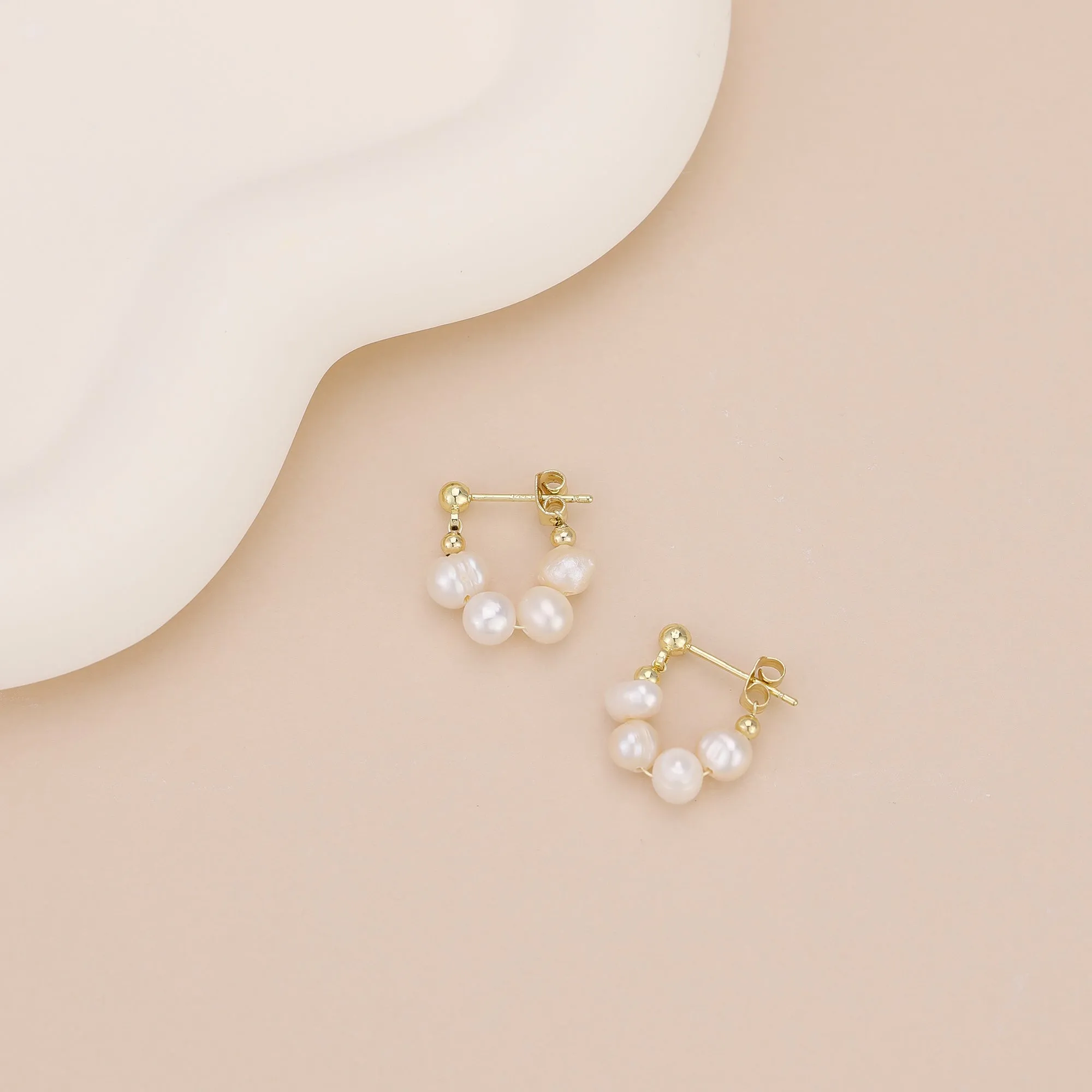 Gold Vermeil E134 dainty freshwater pearl huggie hoop earrings