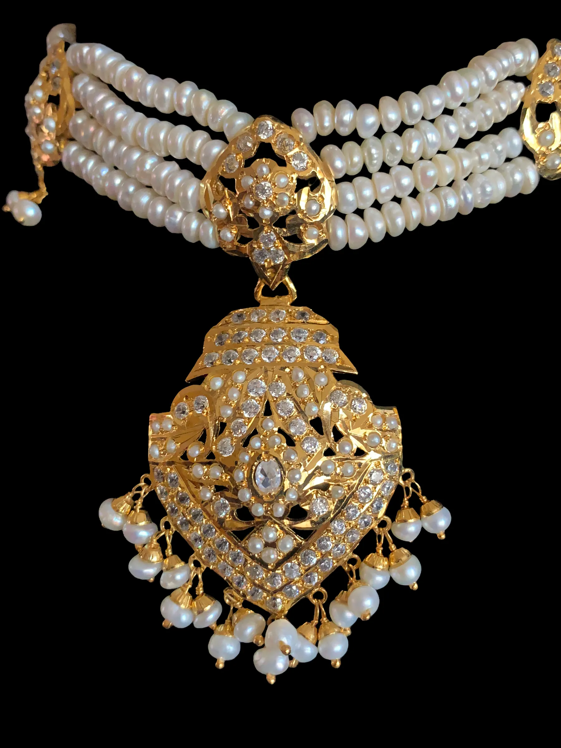 HAZEL gold plated silver choker set in fresh water pearls ( SHIPS IN 5 WEEKS )