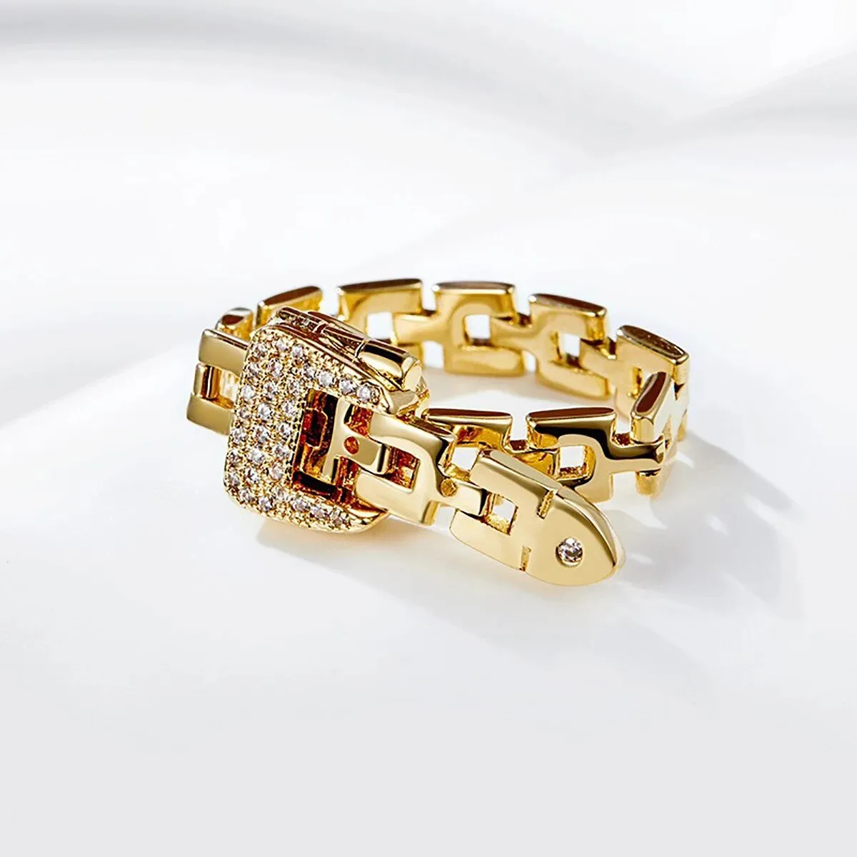 Lirconia™ - Shiny Belt Ring