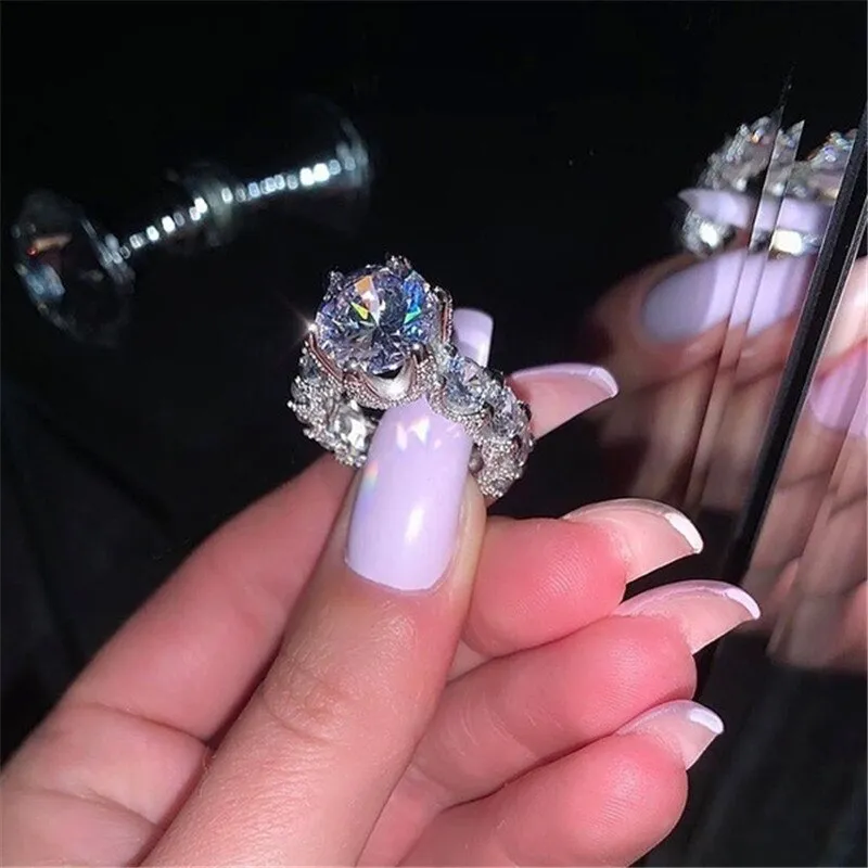 Luxury Shiny Crystal Rings For Women Geometry Silvery Ring