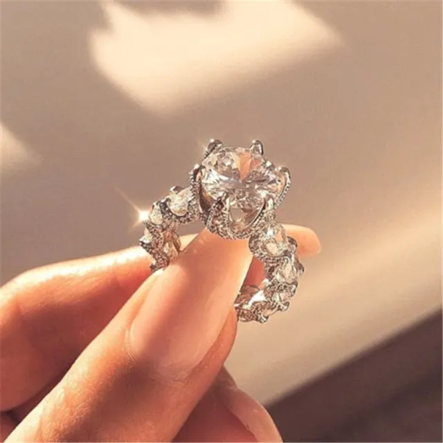 Luxury Shiny Crystal Rings For Women Geometry Silvery Ring