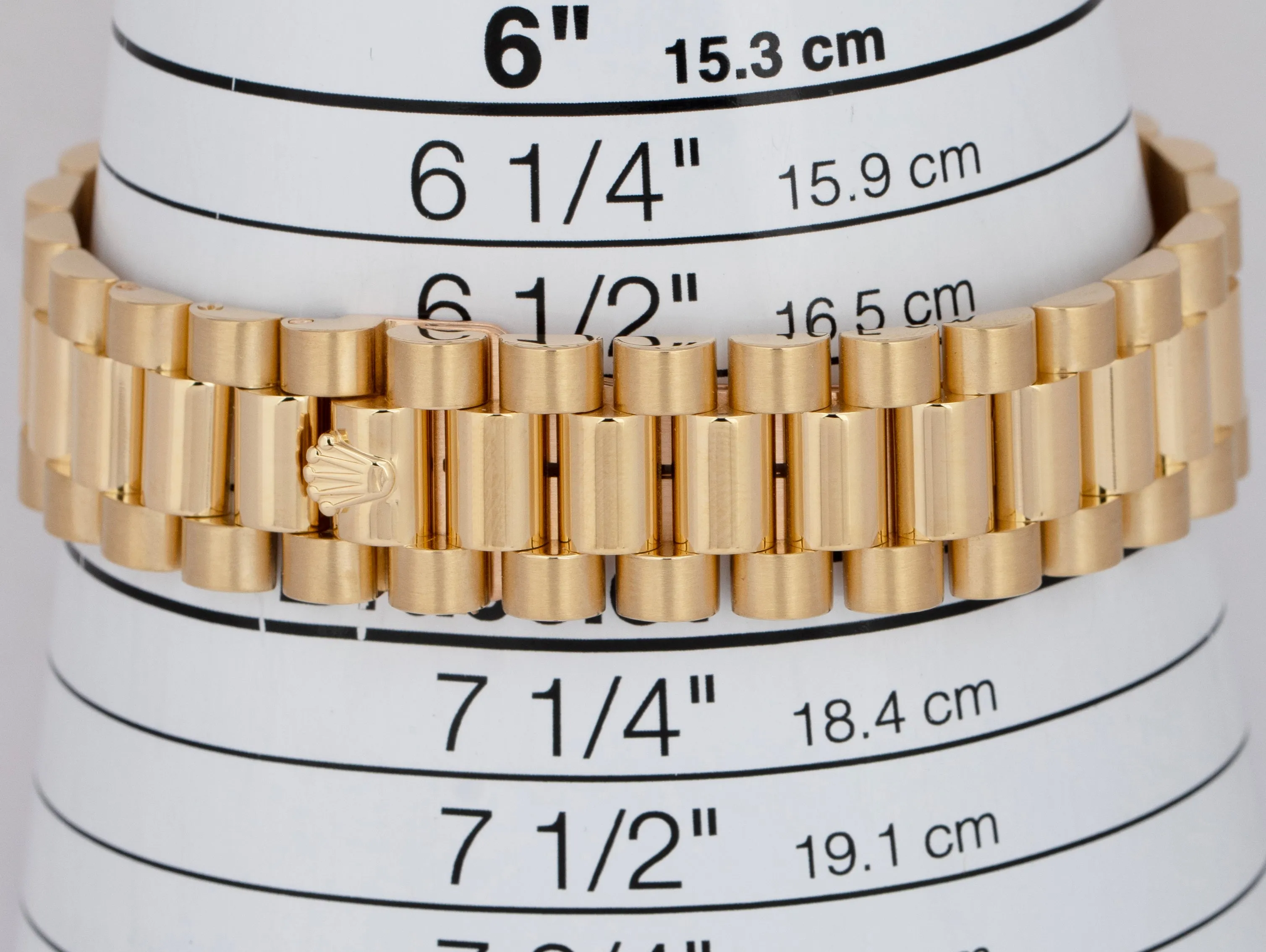 MINT Rolex Day-Date President White Roman 18K Yellow Gold 36mm Watch 118238