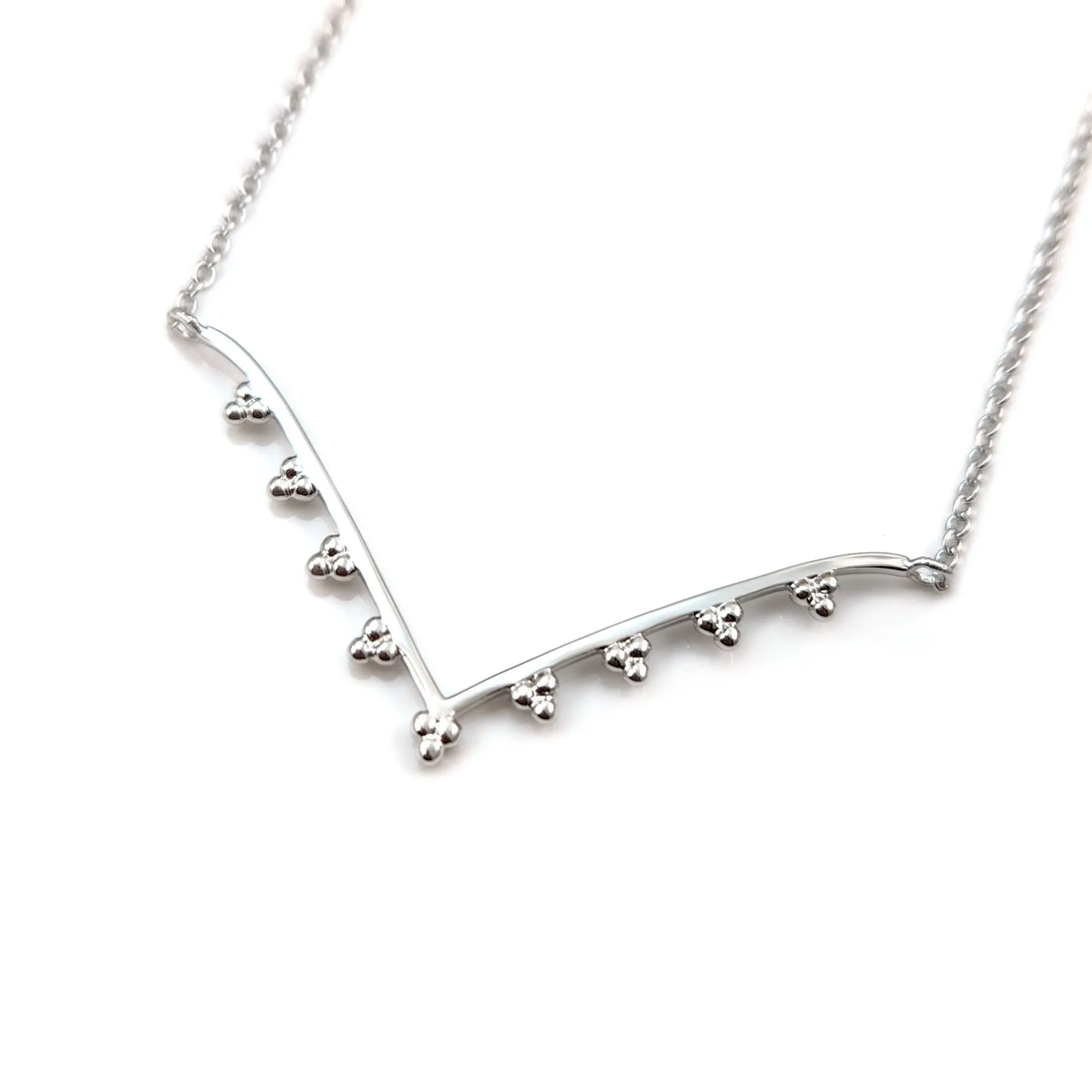 Osiris V Neck Necklace
