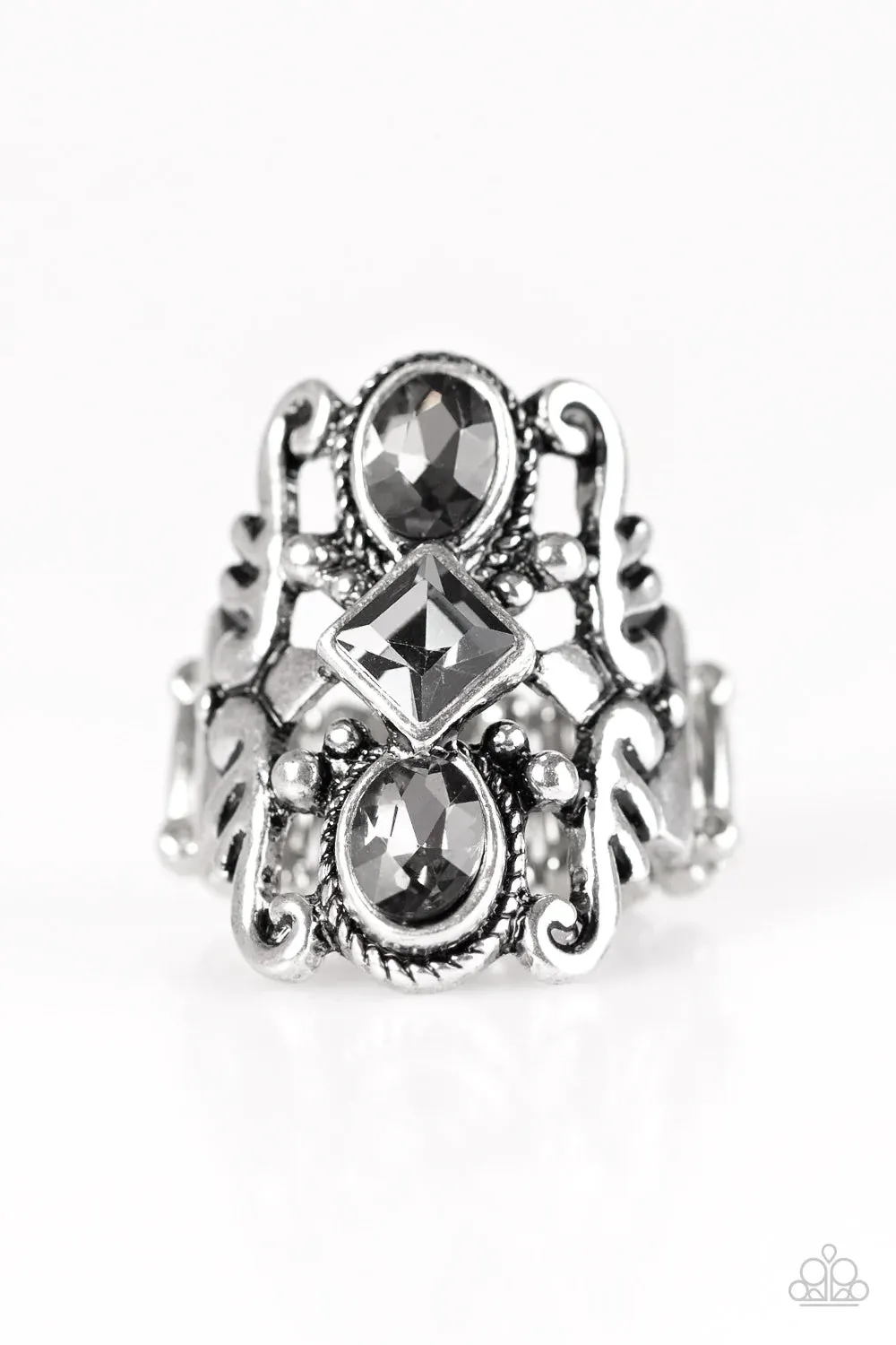 Paparazzi Ring ~ Tiki Twinkle - Silver