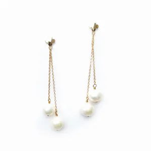 Pearls on a gold chain