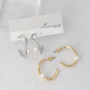 Pearly Twisty C Earrings