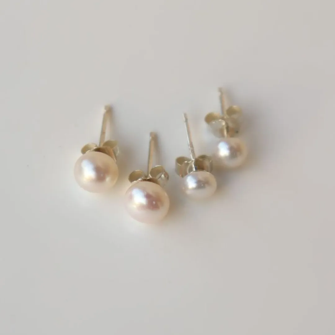 Silver Perle 6mm Fresh Water Pearl Stud Earrings