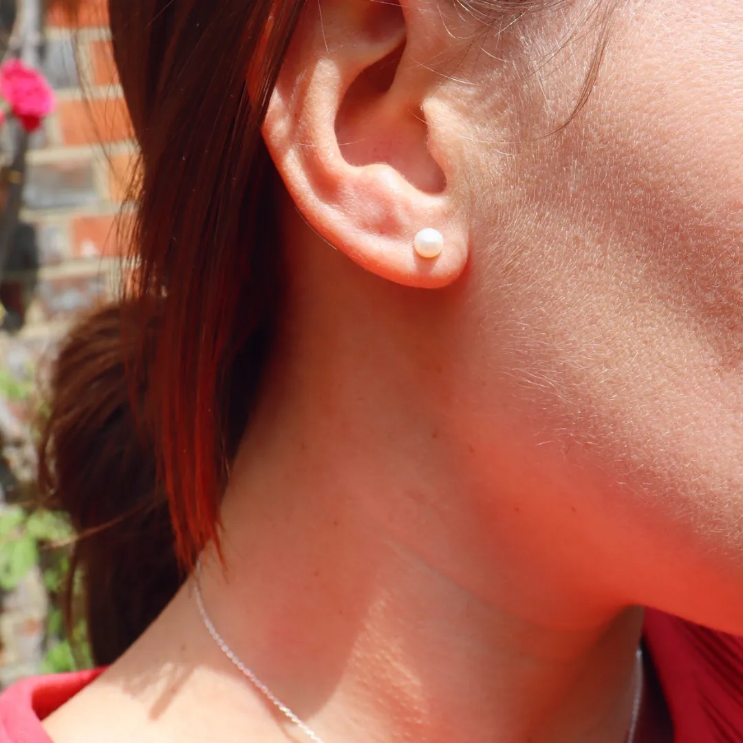 Silver Perle 6mm Fresh Water Pearl Stud Earrings