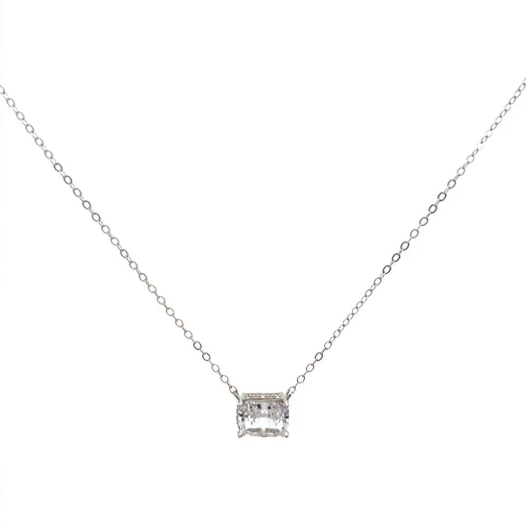 Silver Stone Necklace –