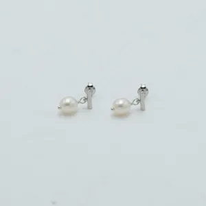 SOPHIE - Drop Pearl Stud - Silver Small