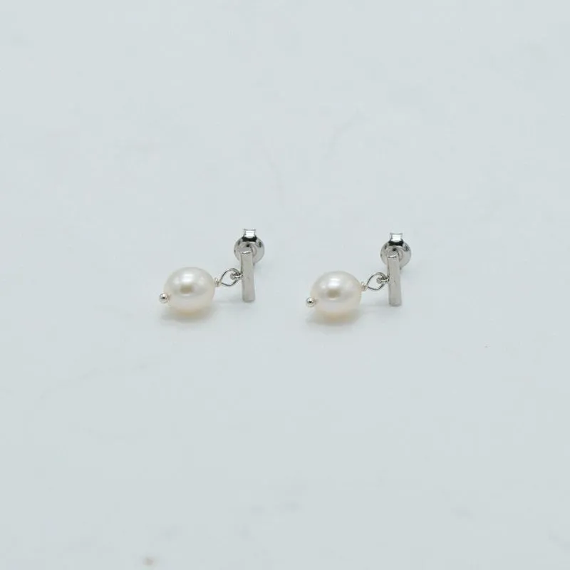 SOPHIE - Drop Pearl Stud - Silver Small