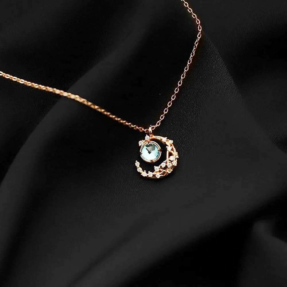 Stunning Sterling Silver Crescent Moon Necklace