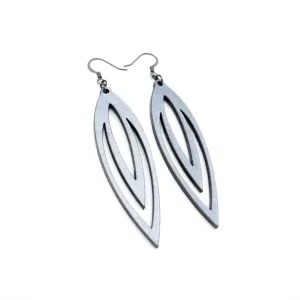 Totem 07 [L] // Leather Earrings - Silver