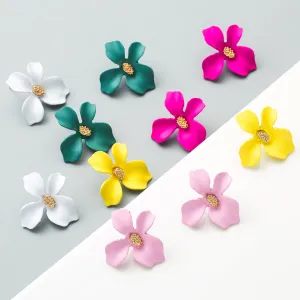 Wholesale Alloy Small Fresh Petals Earrings